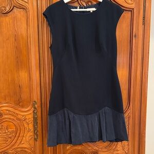 Women’s Rebecca Taylor navy pique like fabric, silk ruffle hem, size 12, GUC